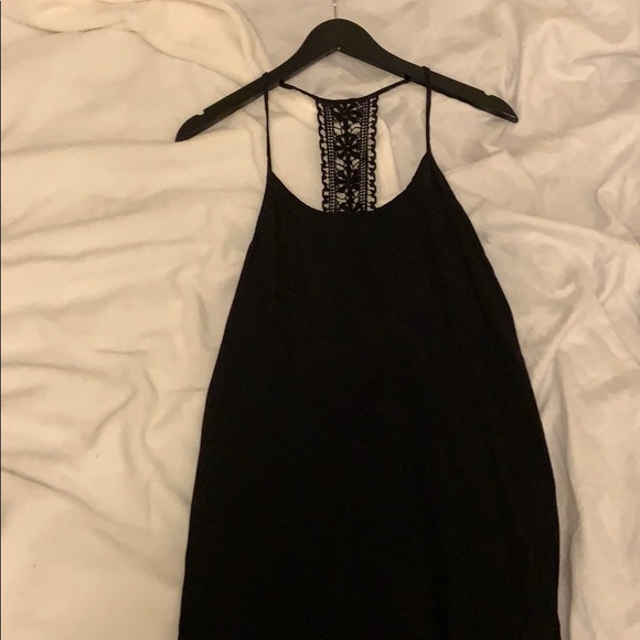Black dress with lace detailing in the back - Picture 3 of 5